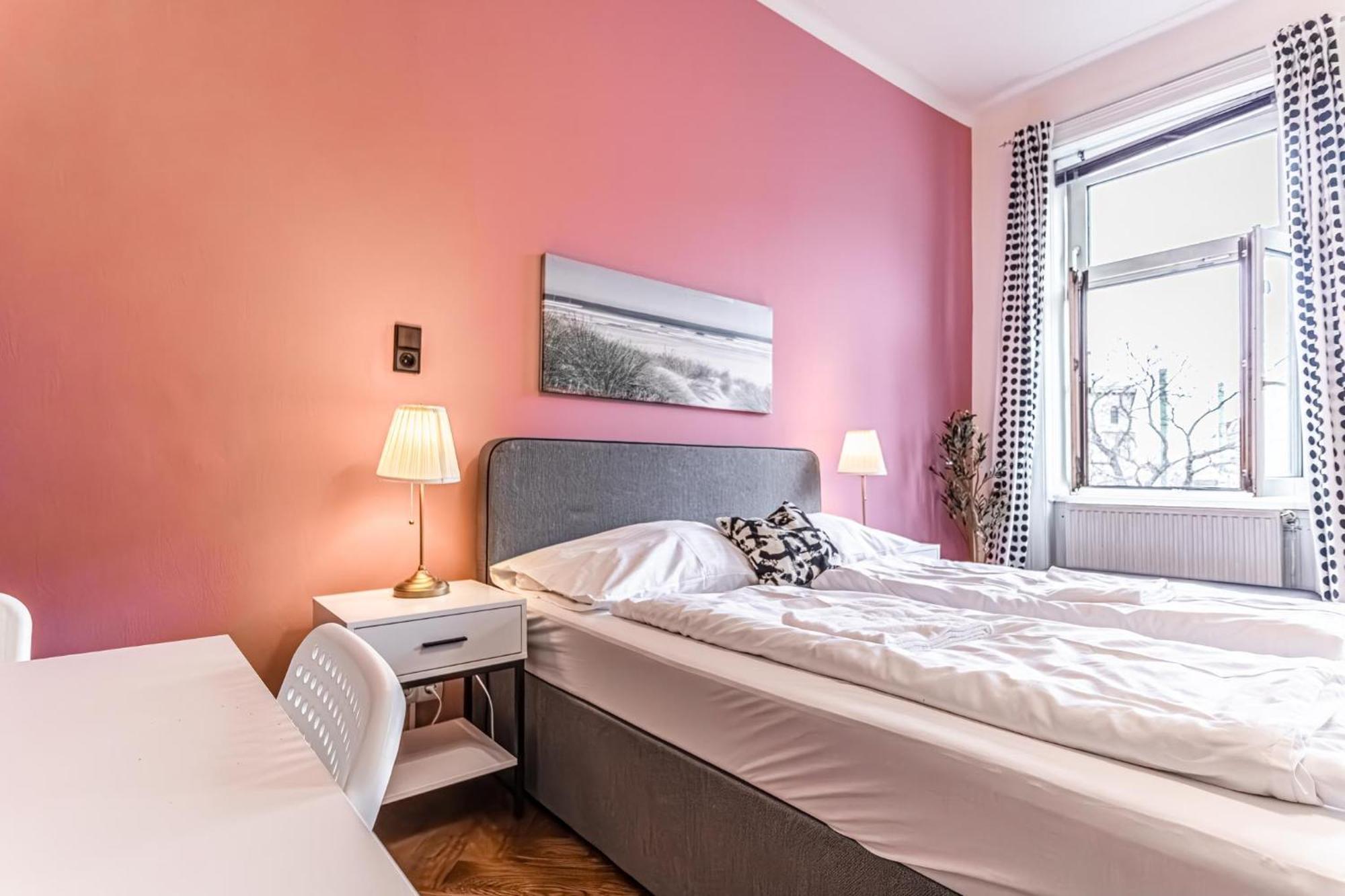 Lovely 1Br Apt. Near Akh Hospital Wenen Buitenkant foto