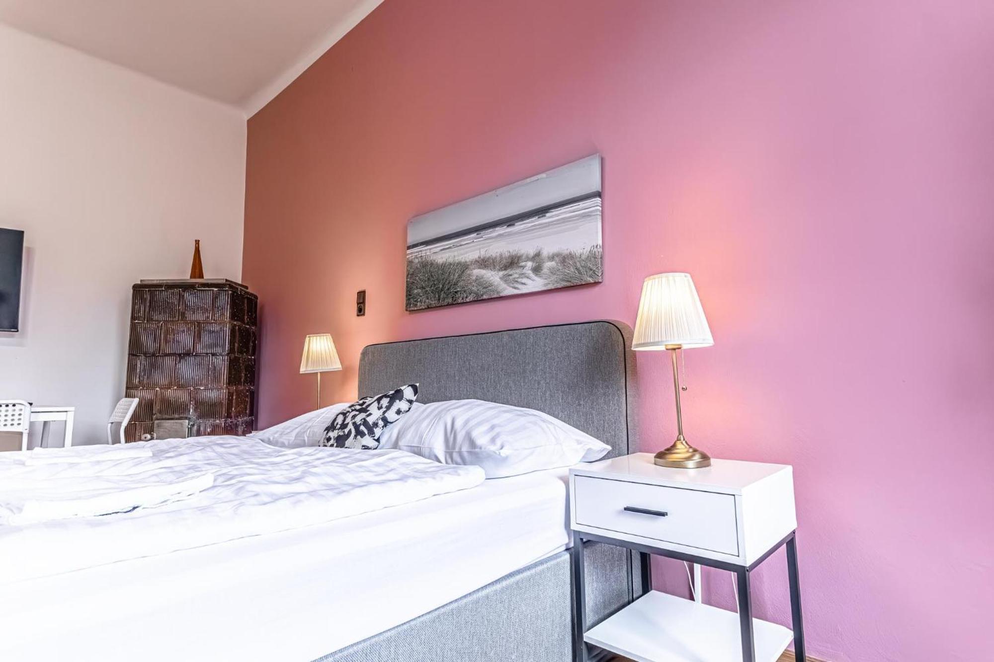 Lovely 1Br Apt. Near Akh Hospital Wenen Buitenkant foto